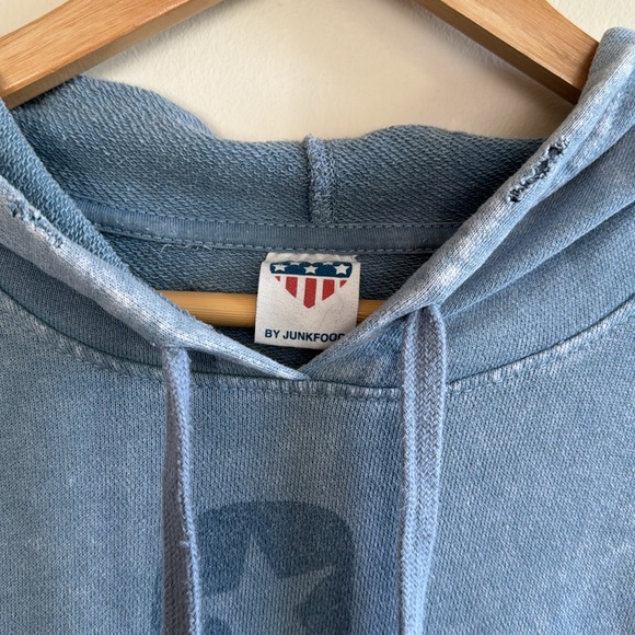 JUNK FOOD peace sign hoodie . ✌🏻 - Picture 3 of 5